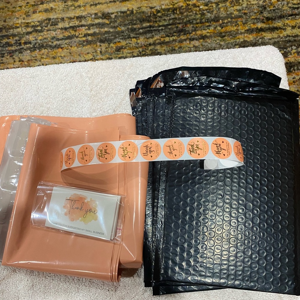 Polymailer Shipping Bundle - Picture 4 of 6